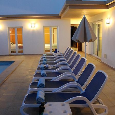 Villa Betty Cala'N Blanes  Exterior photo